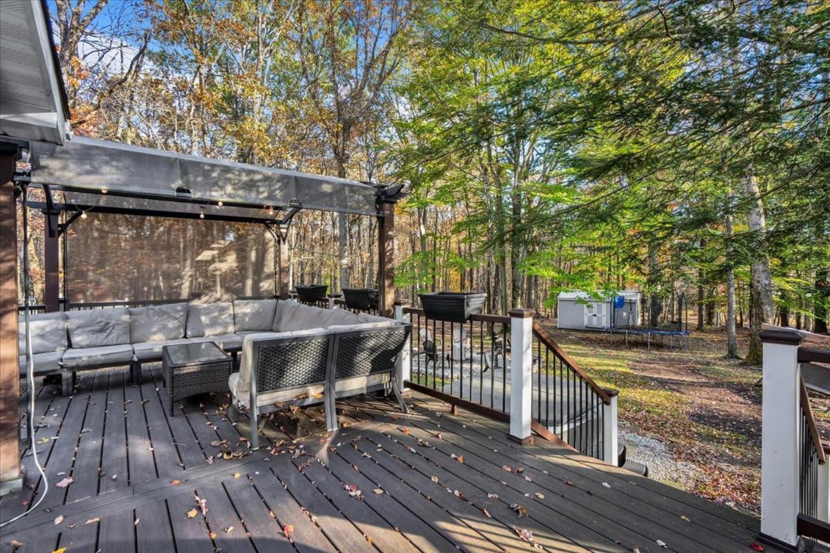 Holiday home Serene Pocono Escape Hot Tub Access