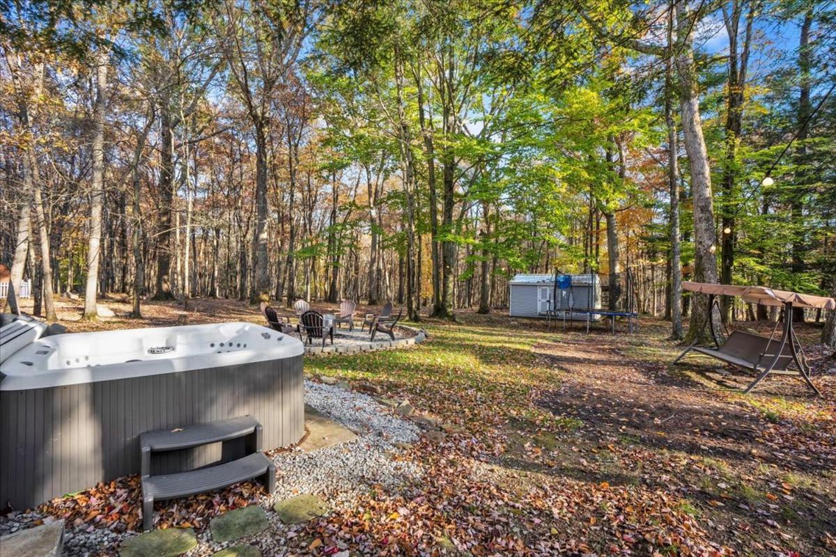 Serene Pocono Escape Hot Tub Access * Albrightsville